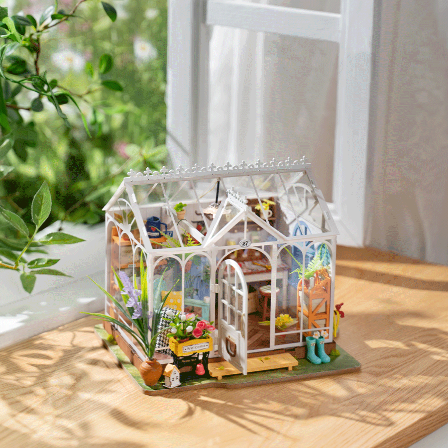 Dreamy Garden House 